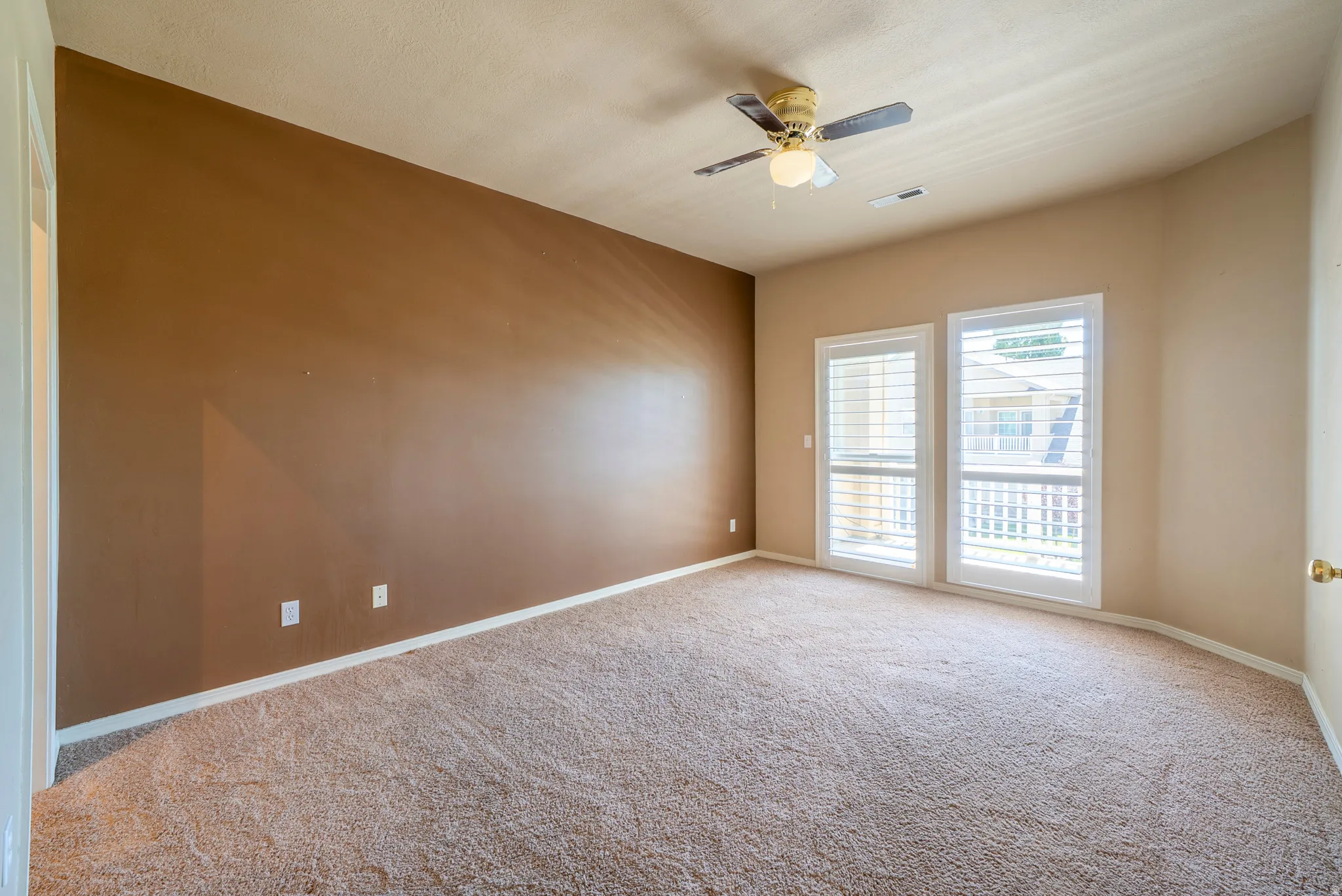 Primary bedroom vacant