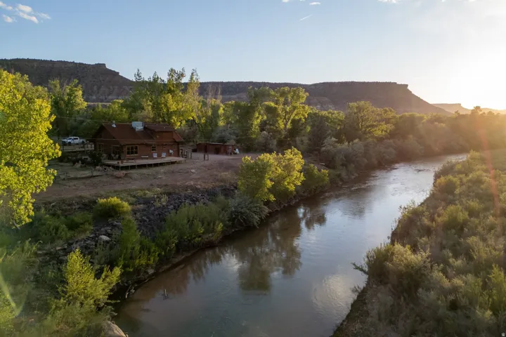995 W 230 S, Rockville, Utah 84763