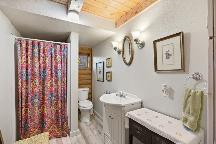 995 W 230 S, Rockville, Utah 84763