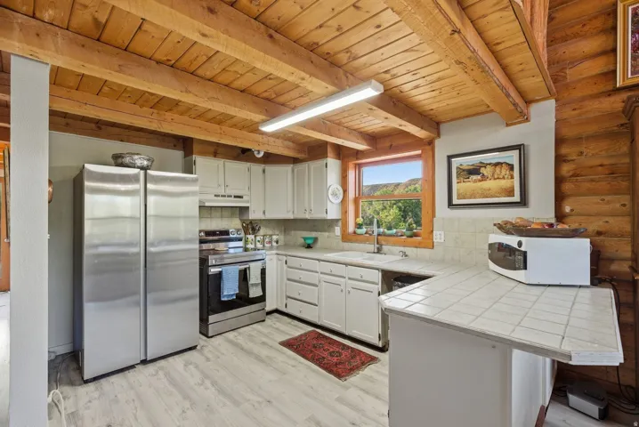 995 W 230 S, Rockville, Utah 84763