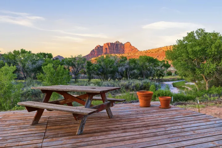 995 W 230 S, Rockville, Utah 84763