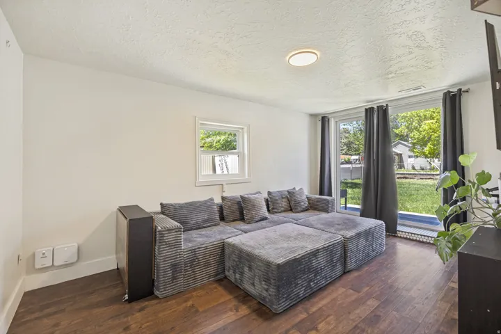 1445 W Russett Ave, West Valley City, Utah 84119