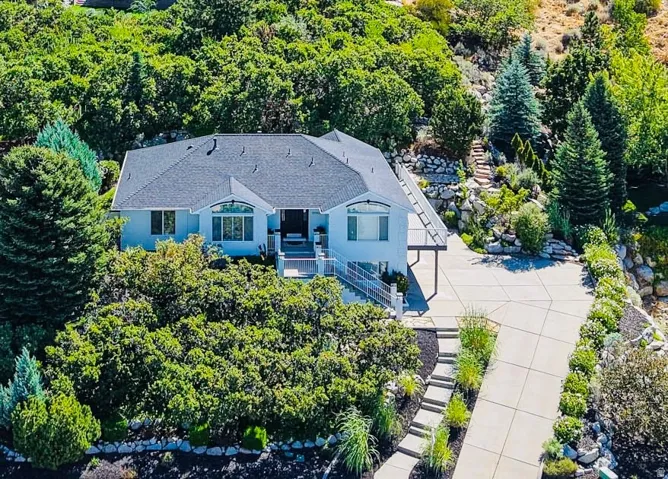 10193 S Majestic Canyon Rd, Sandy, Utah 84092