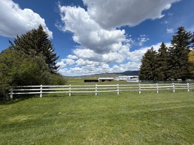 114 W 7 St, Georgetown, Idaho 83239