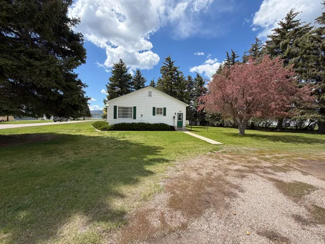 114 W 7 St, Georgetown, Idaho 83239