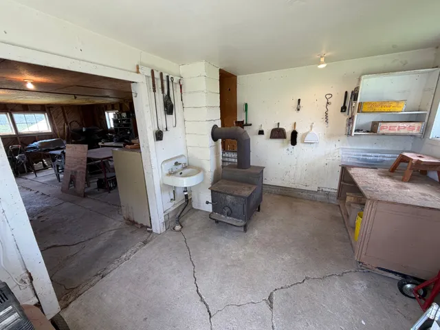 114 W 7 St, Georgetown, Idaho 83239