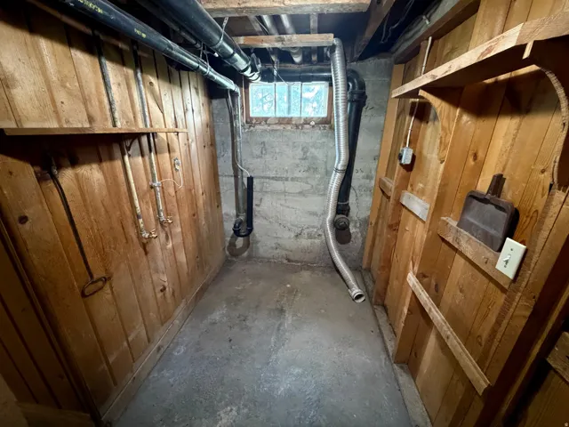 114 W 7 St, Georgetown, Idaho 83239
