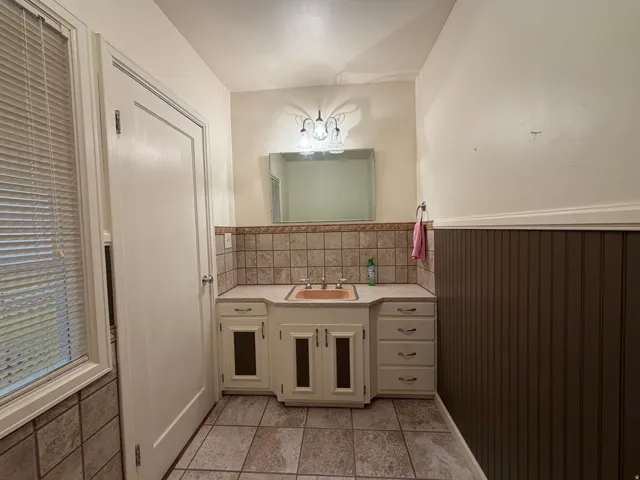 114 W 7 St, Georgetown, Idaho 83239