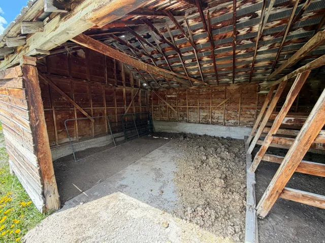 114 W 7 St, Georgetown, Idaho 83239