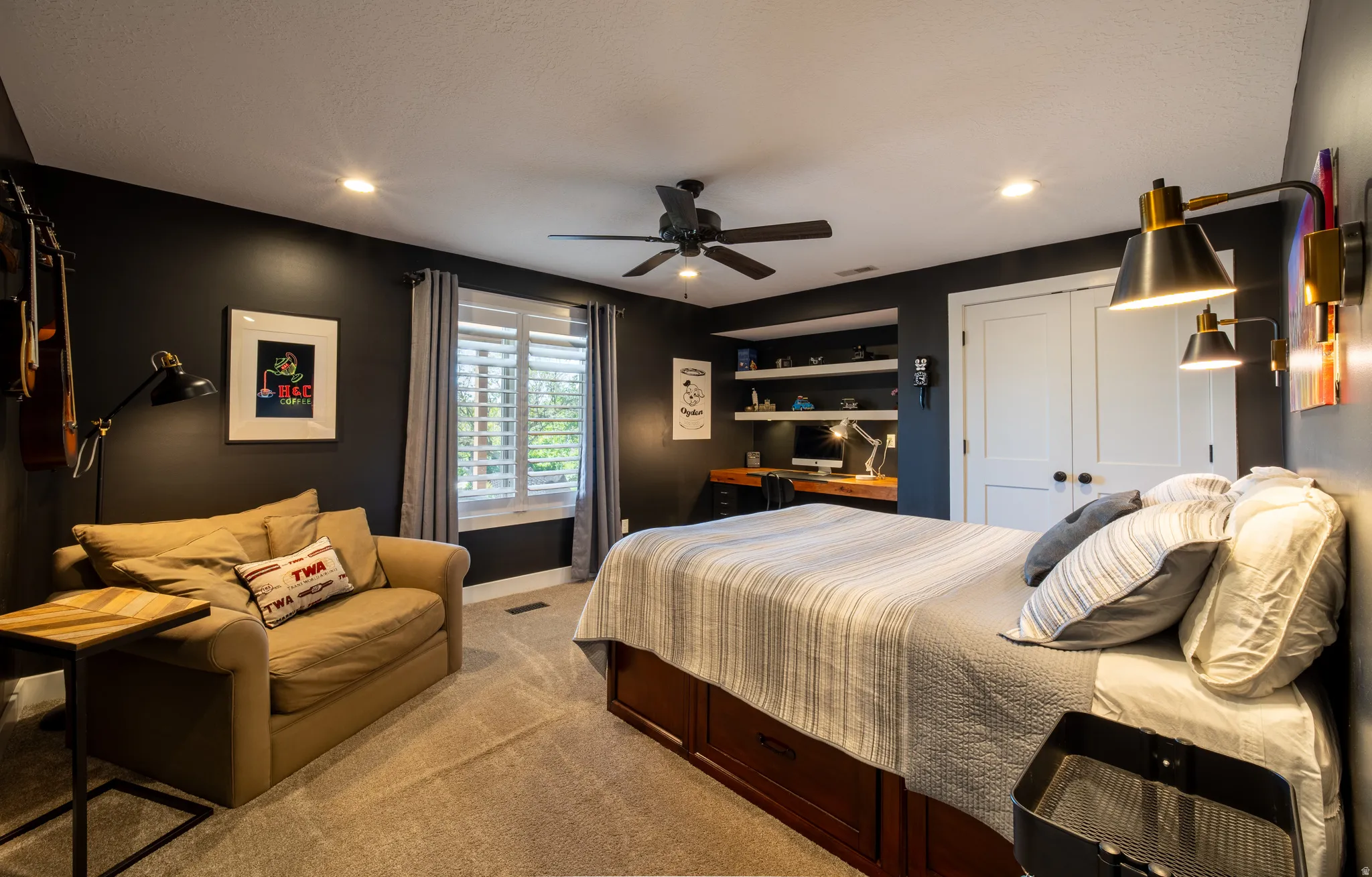 Downstairs bedroom