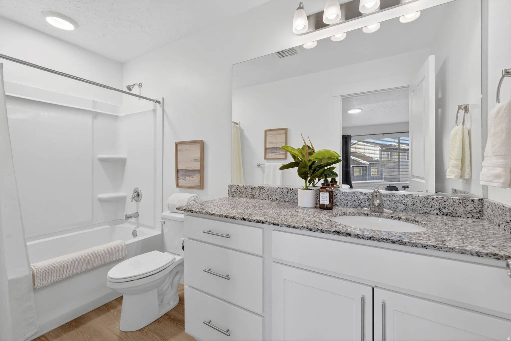 2nd Floor Primary Suite Ensuite Bathroom