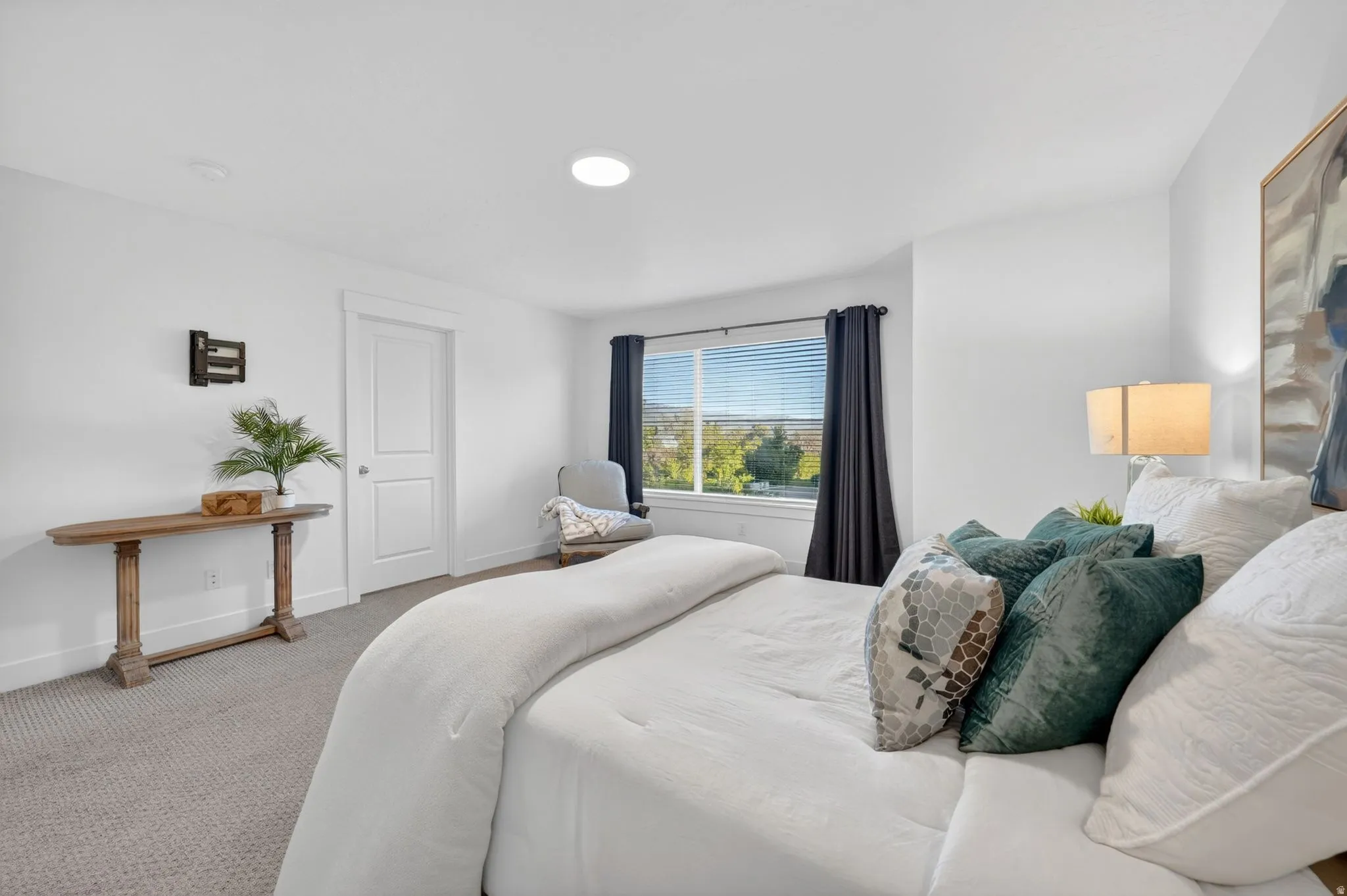 2nd Floor Primary Suite