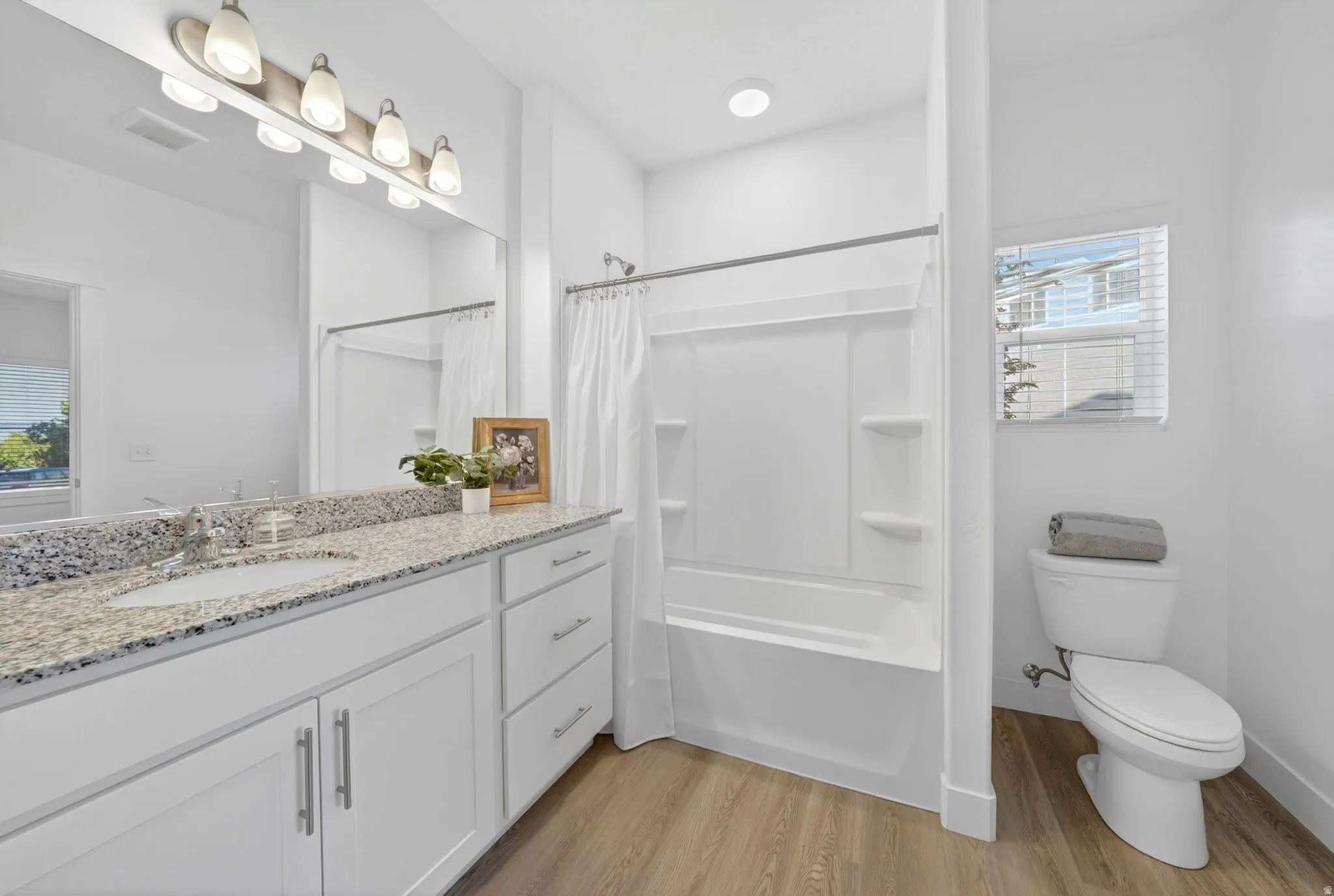 Main Floor Primary Ensuite Bathroom