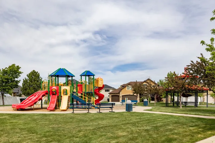 1844 W 2300 S, Woods Cross, Utah 84087