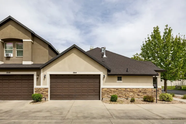 1844 W 2300 S, Woods Cross, Utah 84087
