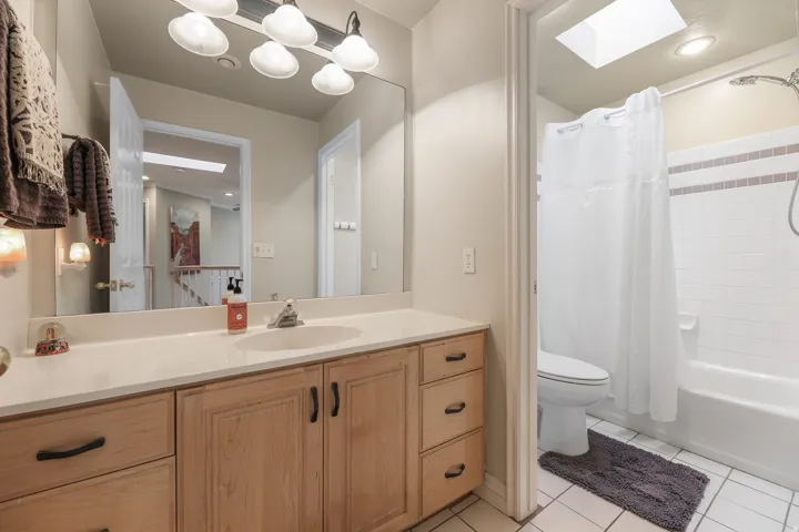 1436 Vine St, Murray, Utah 84121
