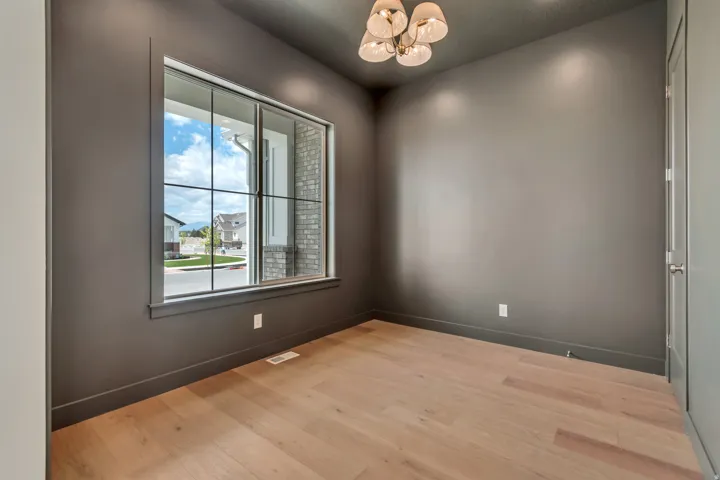 341 Louise Way #122, Vineyard, Utah 84059