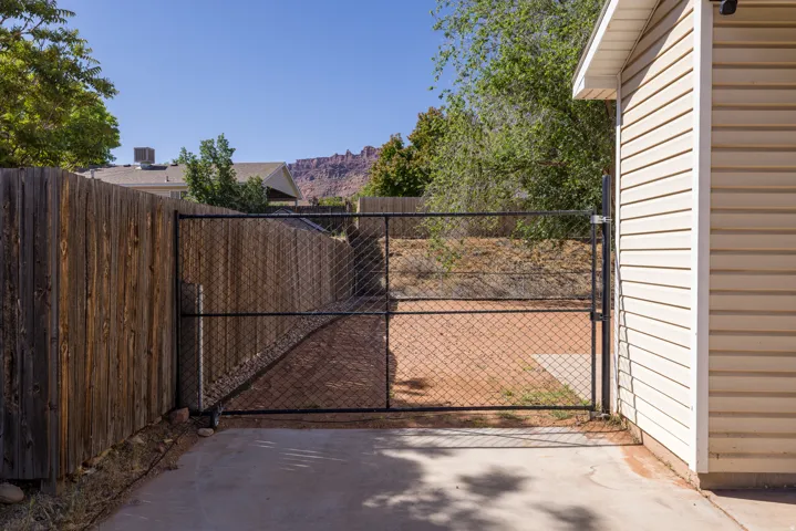 1108 E Holyoak Ln, Moab, Utah 84532