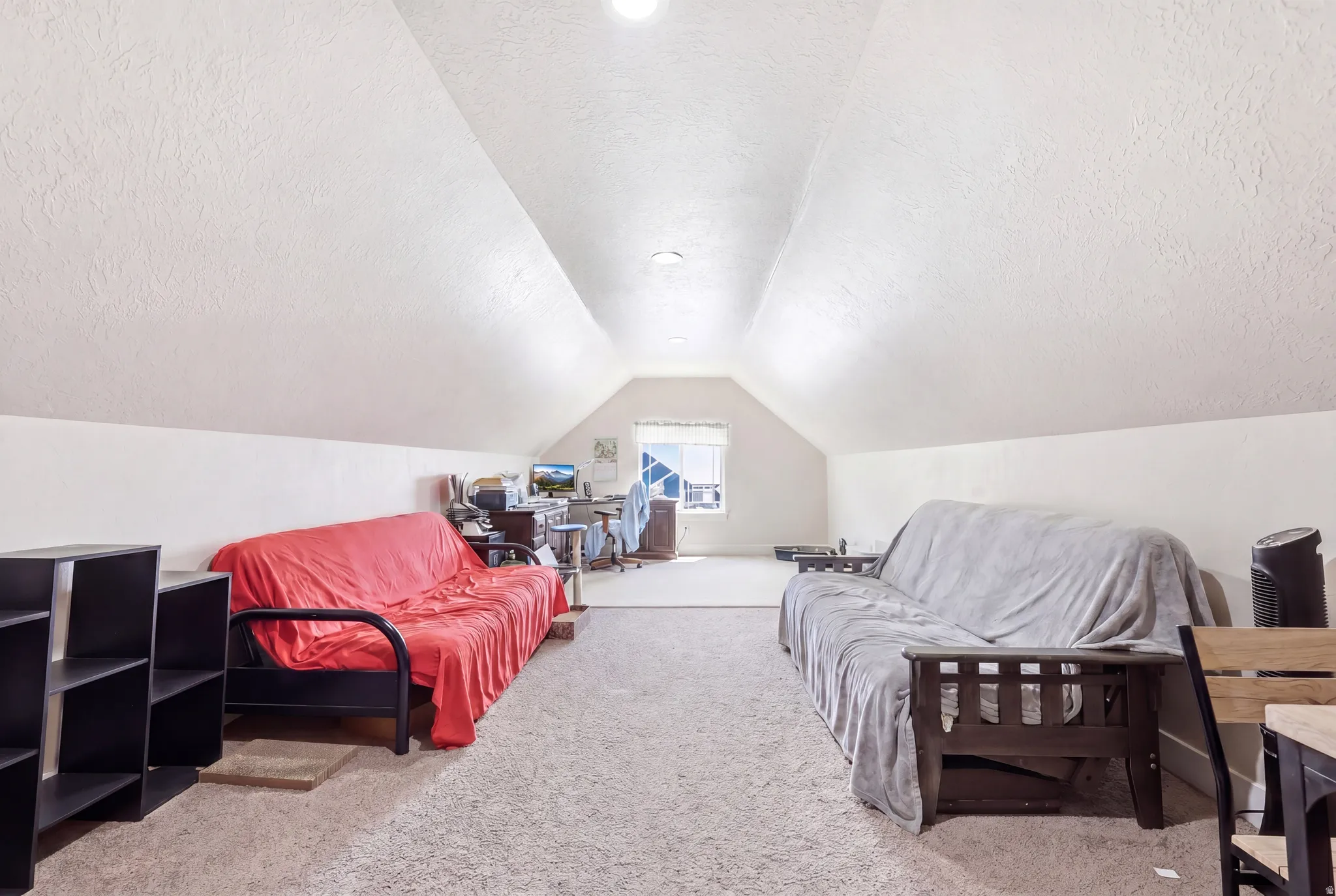 Bonus Room above garage (possible 6th bedroom)