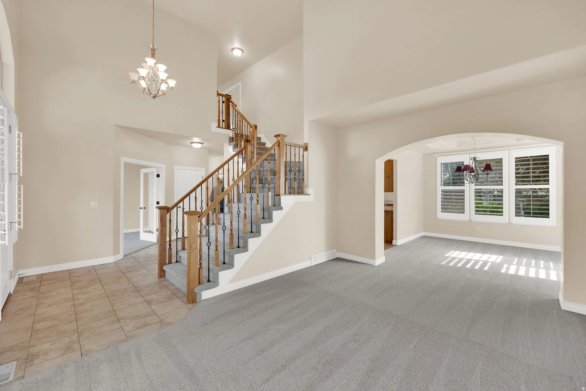 Family room & Dinning room