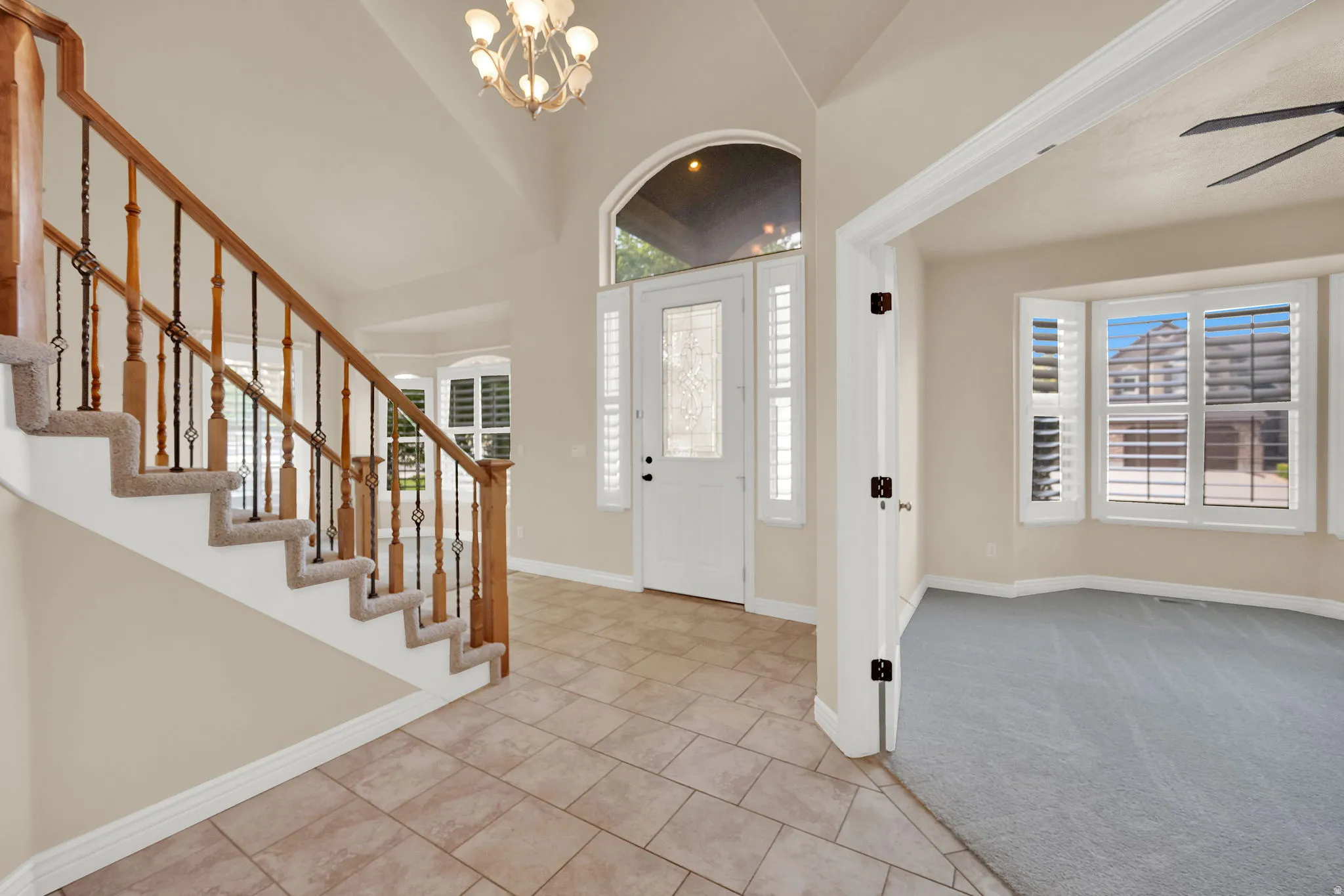 Office/Bedroom off the entry