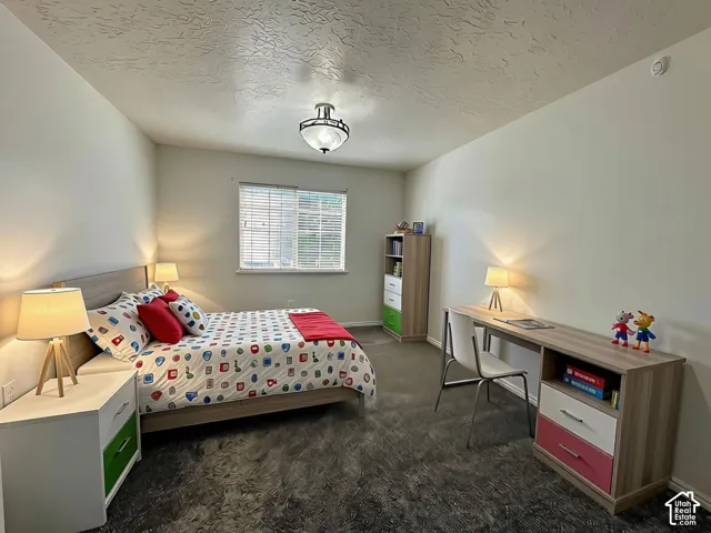 VIRTUALLY STAGED Second Bedroom