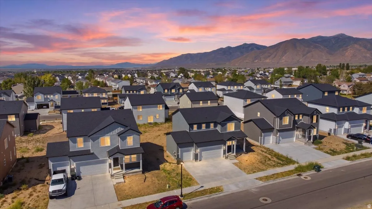 Contemporary residential neighborhood featuring newly constructed homes