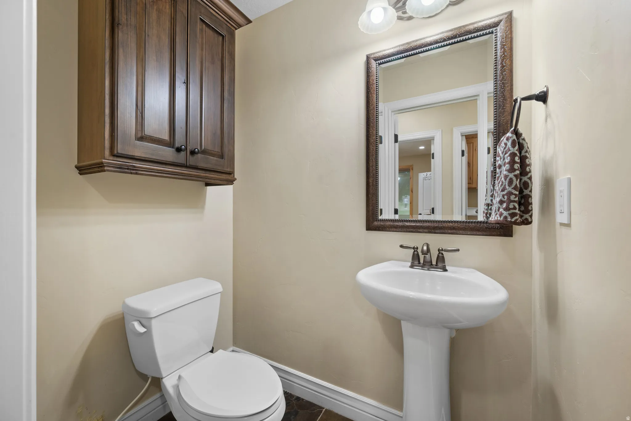 1/2 bath