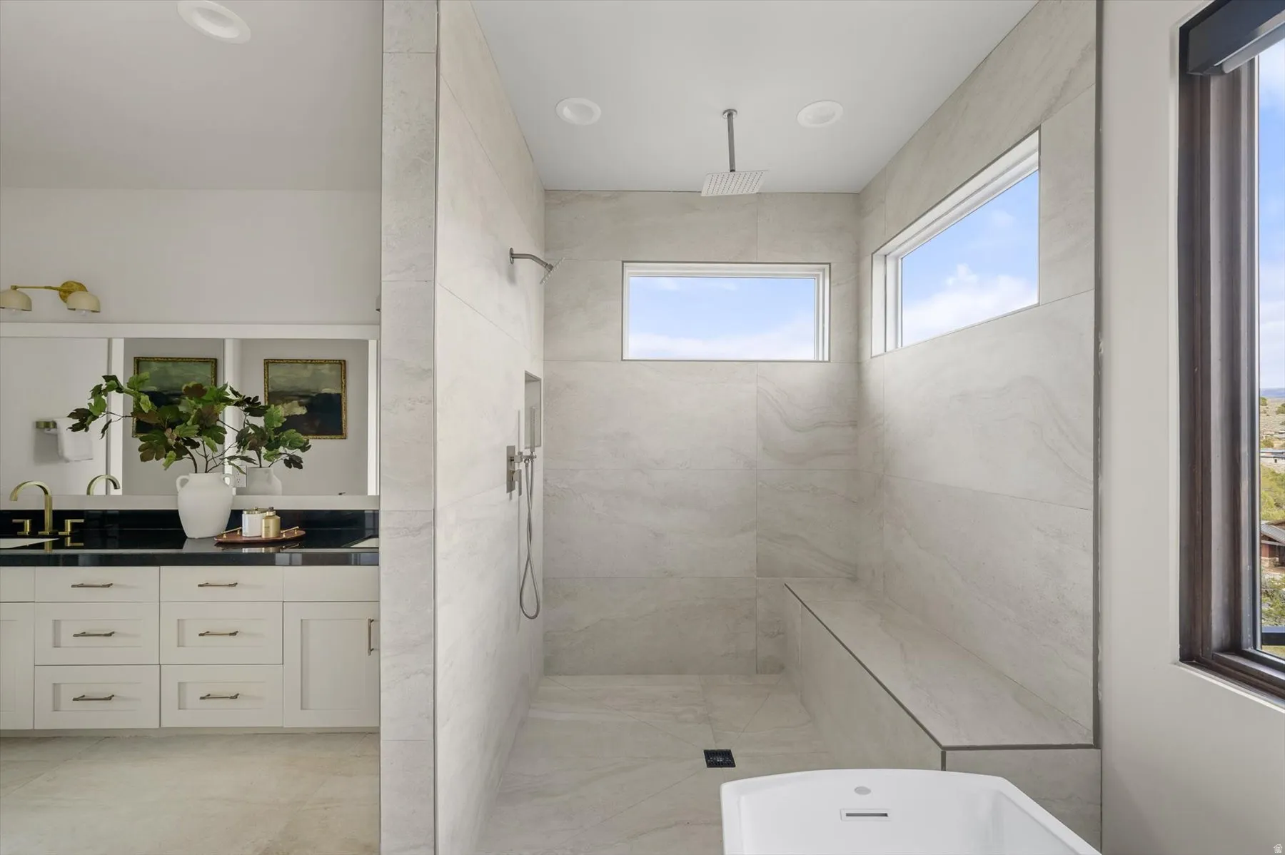 Master bathroom shower glass has been installed, updated picture to come.