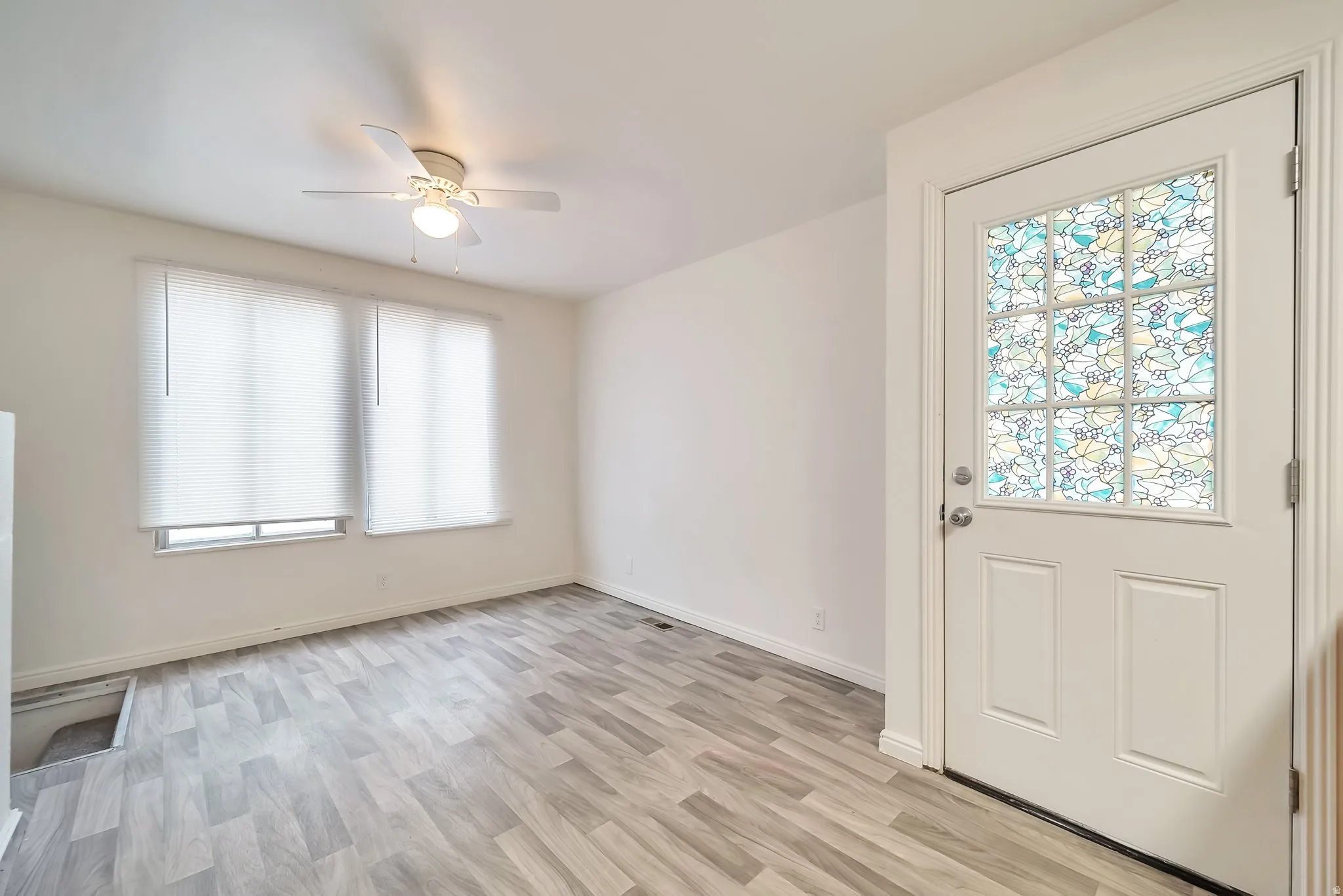 White interior door with decorative multi-pane glass