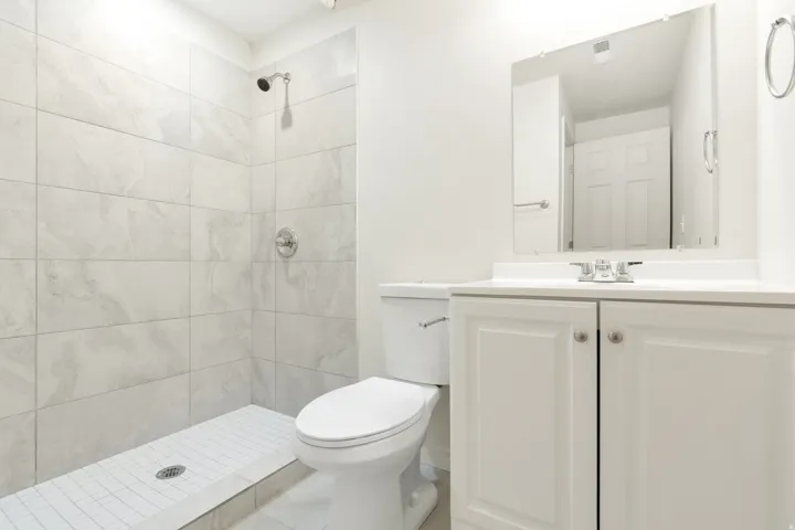 4 bedroom unit basement bathroom