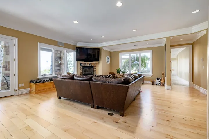 5678 E Twin Creek Rd, Salt Lake City, Utah 84108
