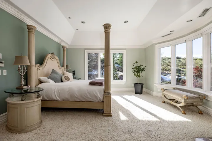 5678 E Twin Creek Rd, Salt Lake City, Utah 84108