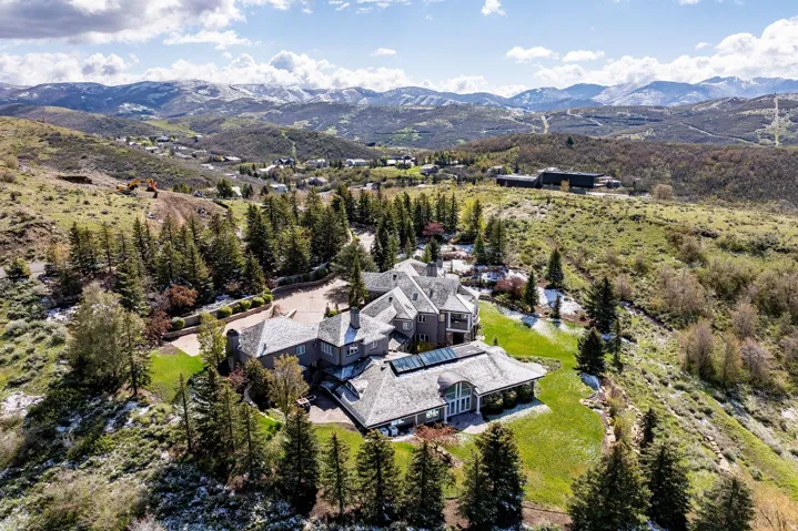 5678 E Twin Creek Rd, Salt Lake City, Utah 84108