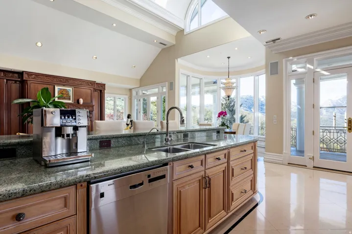 5678 E Twin Creek Rd, Salt Lake City, Utah 84108