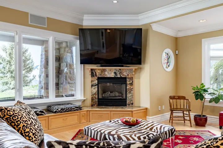 5678 E Twin Creek Rd, Salt Lake City, Utah 84108