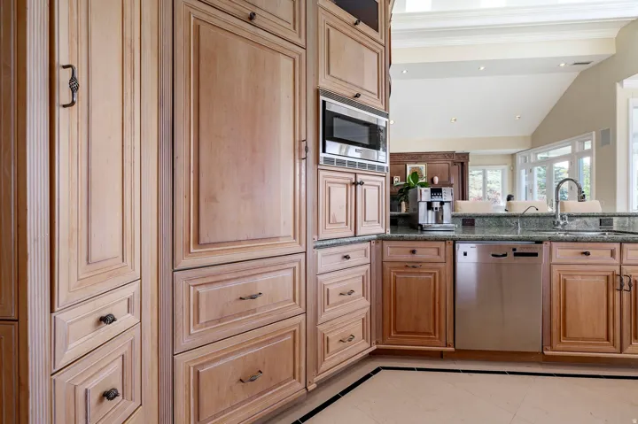 5678 E Twin Creek Rd, Salt Lake City, Utah 84108