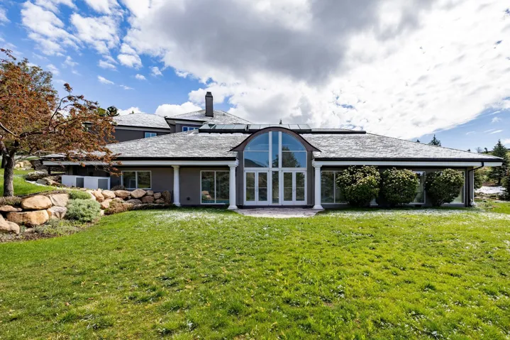 5678 E Twin Creek Rd, Salt Lake City, Utah 84108