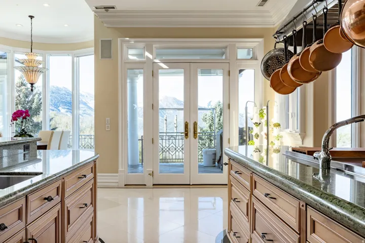 5678 E Twin Creek Rd, Salt Lake City, Utah 84108