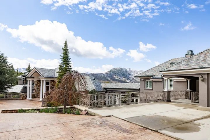 5678 E Twin Creek Rd, Salt Lake City, Utah 84108