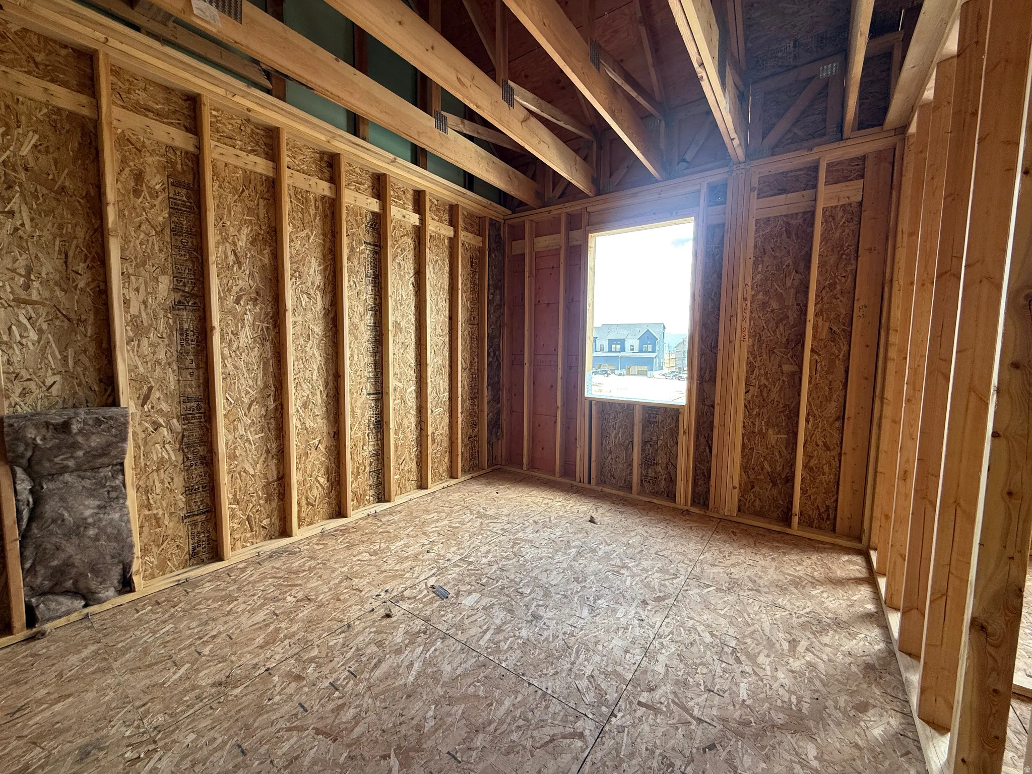 Secondary Bedroom (2)