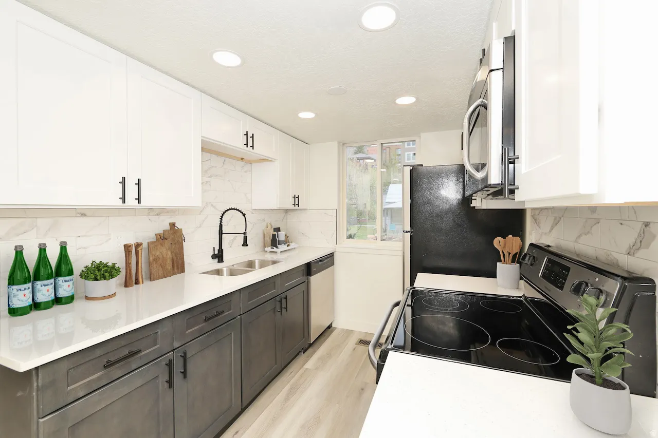 Virtual Staging