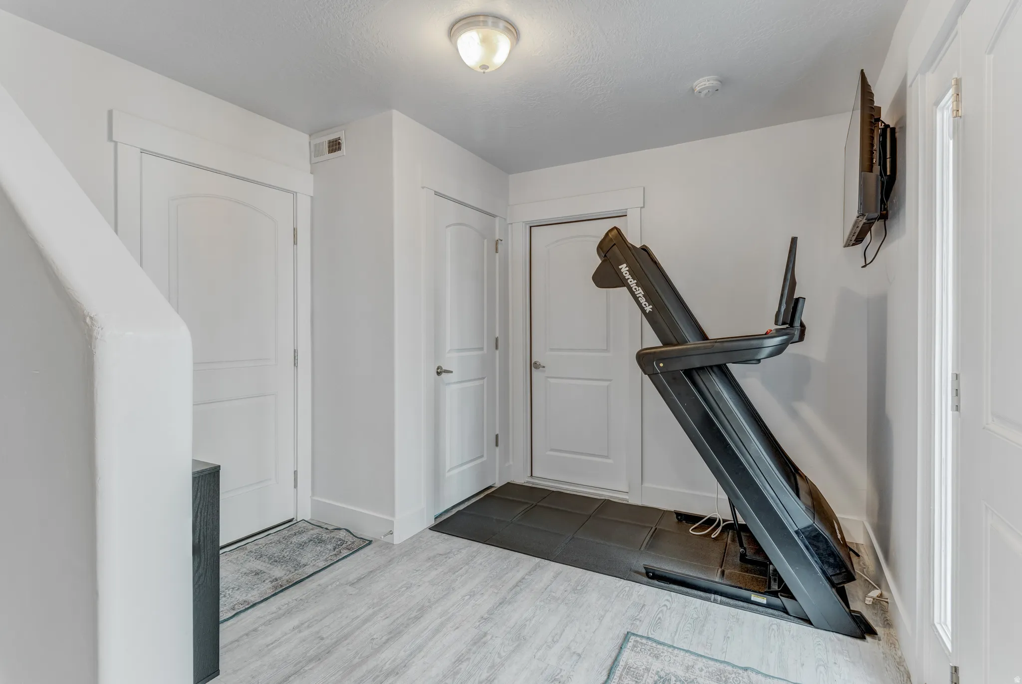 mudroom/entry