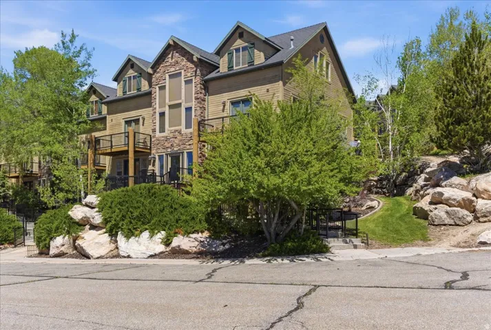 5060 Lakeview Dr #1112, Eden, Utah 84310