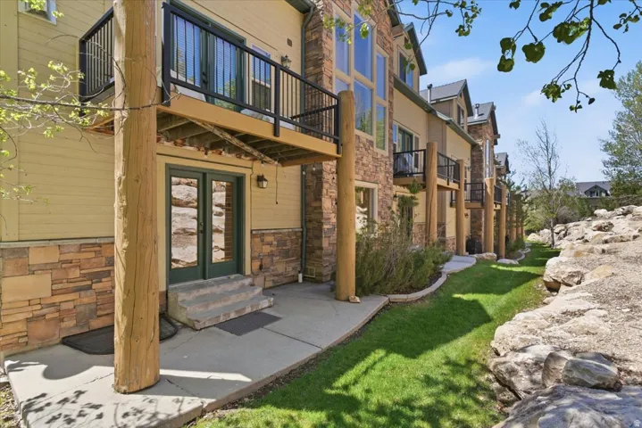 5060 Lakeview Dr #1112, Eden, Utah 84310