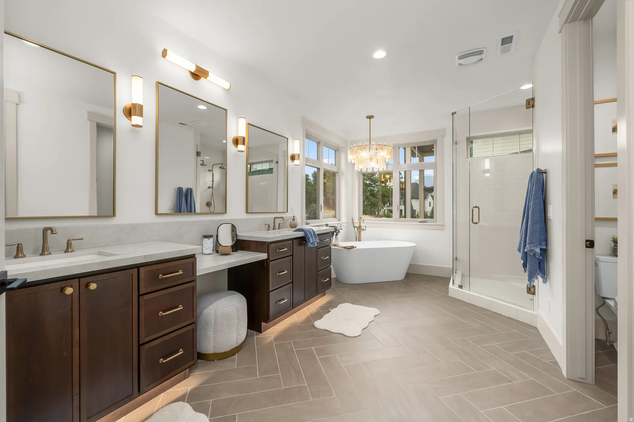 Dual vanities with integrated storage