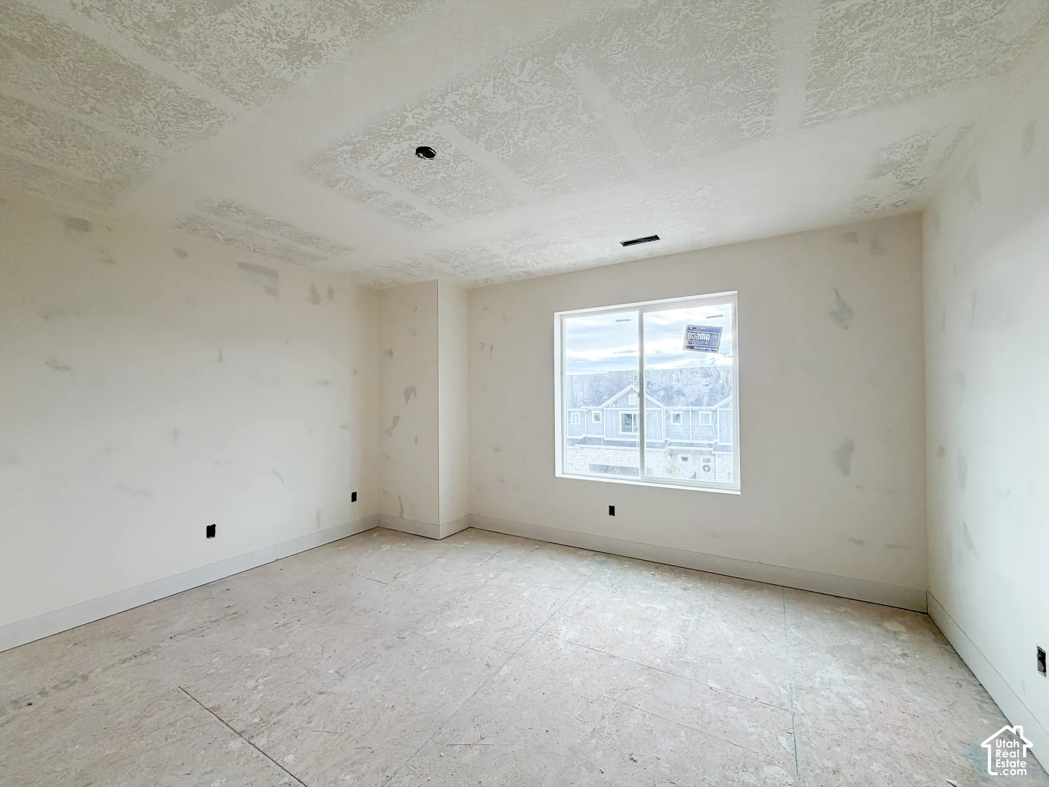 Pictures from home at this stage of finish.Home is under construction.