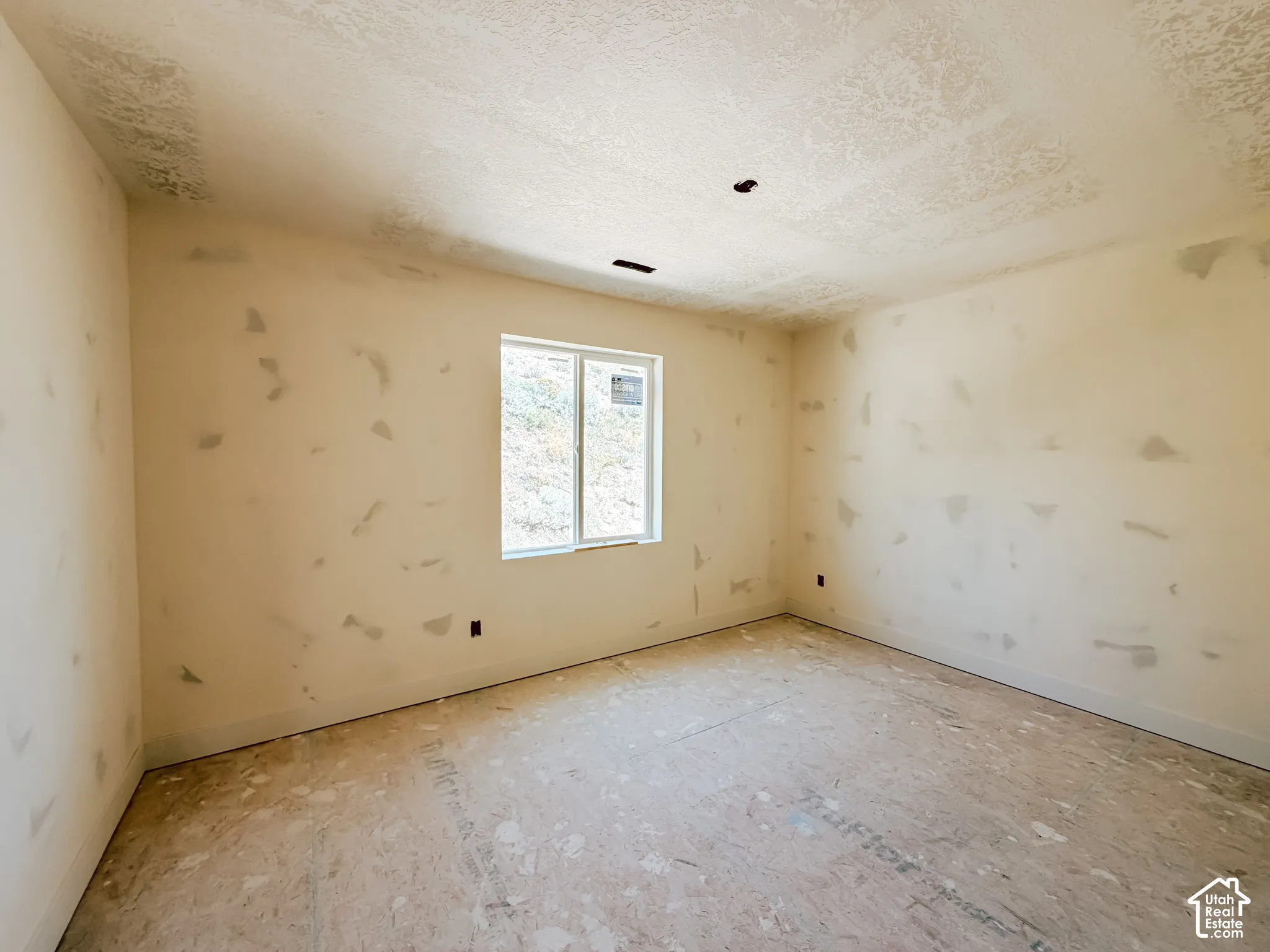 Pictures from home at this stage of finish.Home is under construction.
