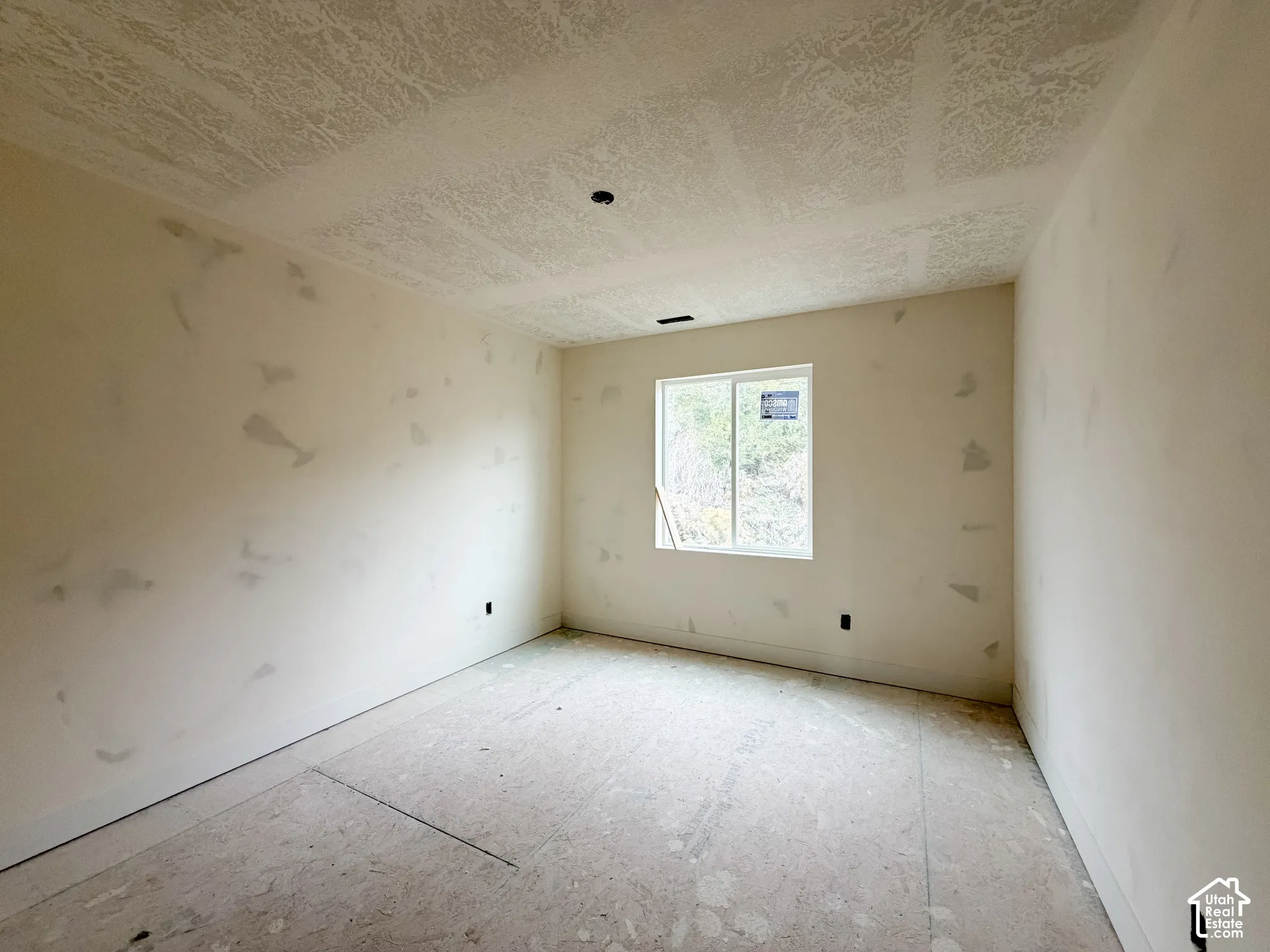Pictures from home at this stage of finish.Home is under construction.