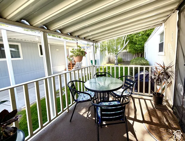 Covered entry / deck